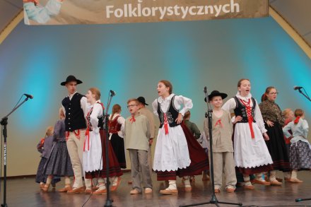 Fragment drugiego dnia 32. Przeglądu Dziecięcych Zespołów Folklorystycznych